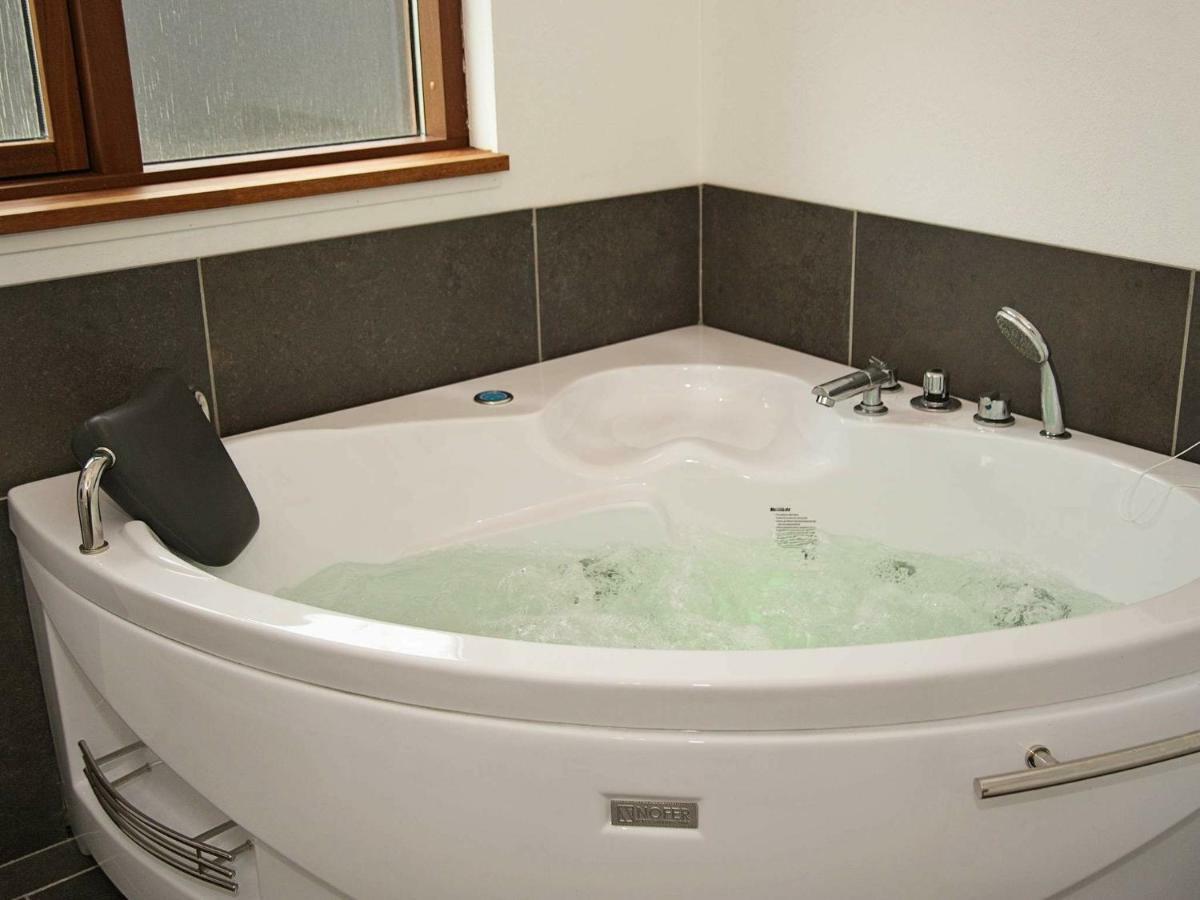 8 Person Holiday Home In Ulfborg Thorsminde ภายนอก รูปภาพ